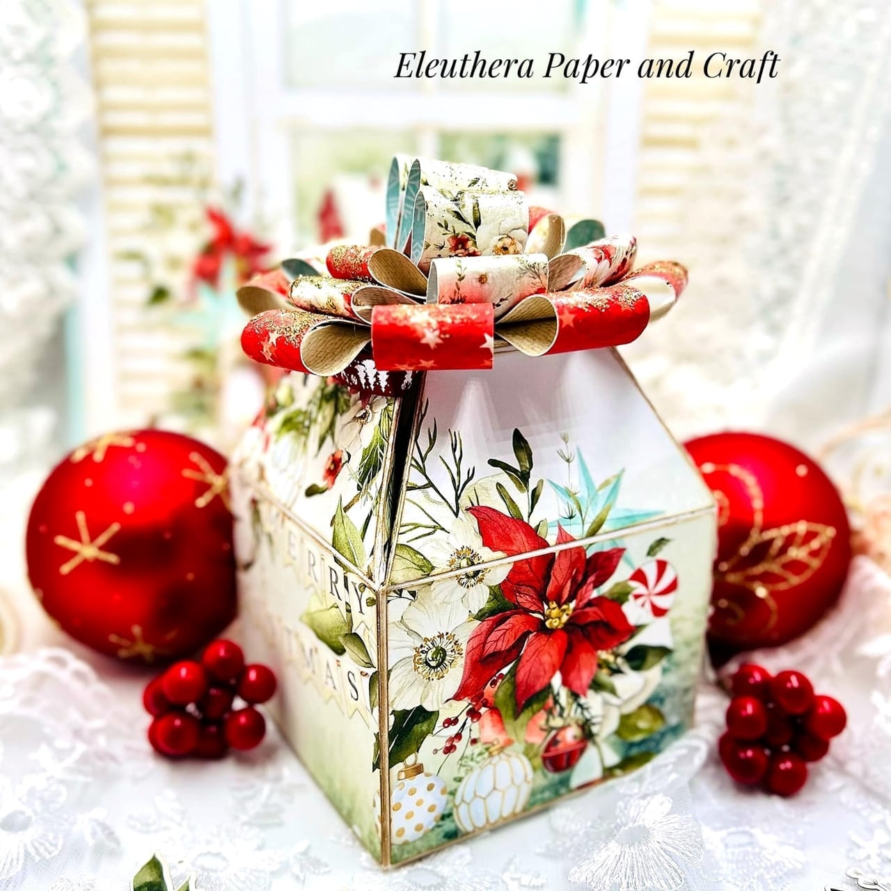 Şık hediye paketi ve süslemeler