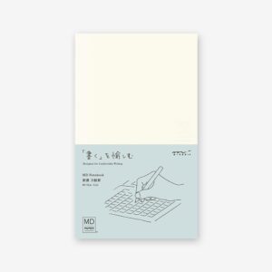 Boş sayfalı bir defter kapağı